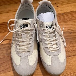 Onitsuka Tiger Mexico 66 size 7 or 38 cm
